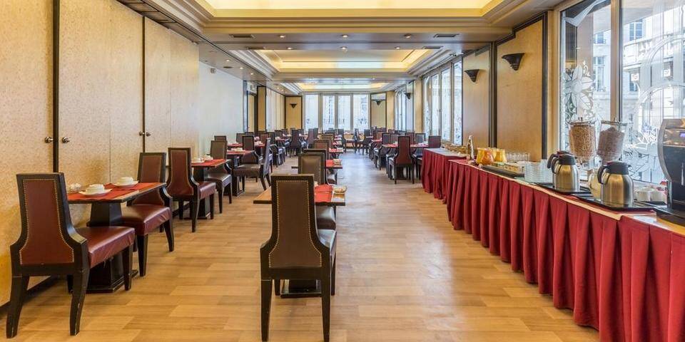 restaurant