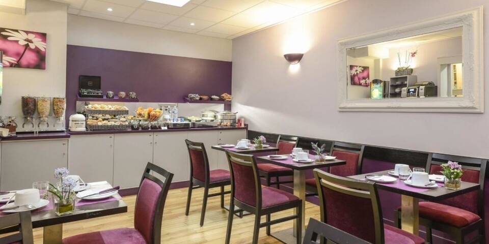 restaurant