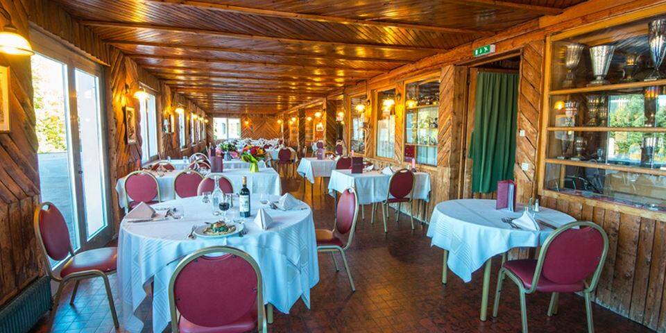 restaurant