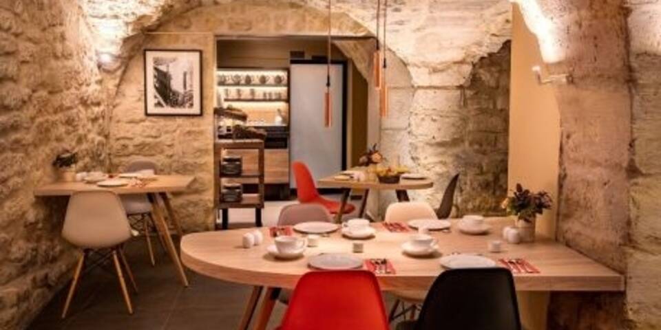 restaurant
