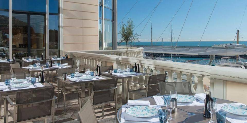 restaurant