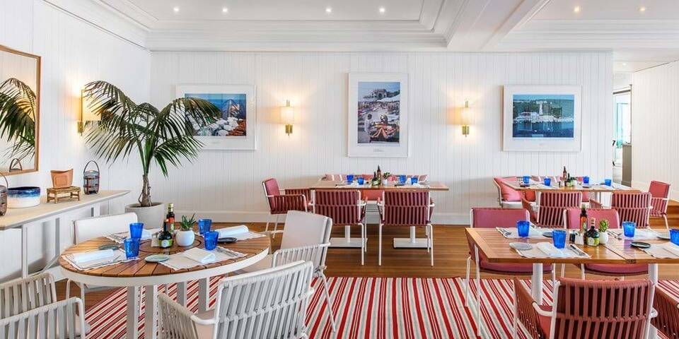restaurant