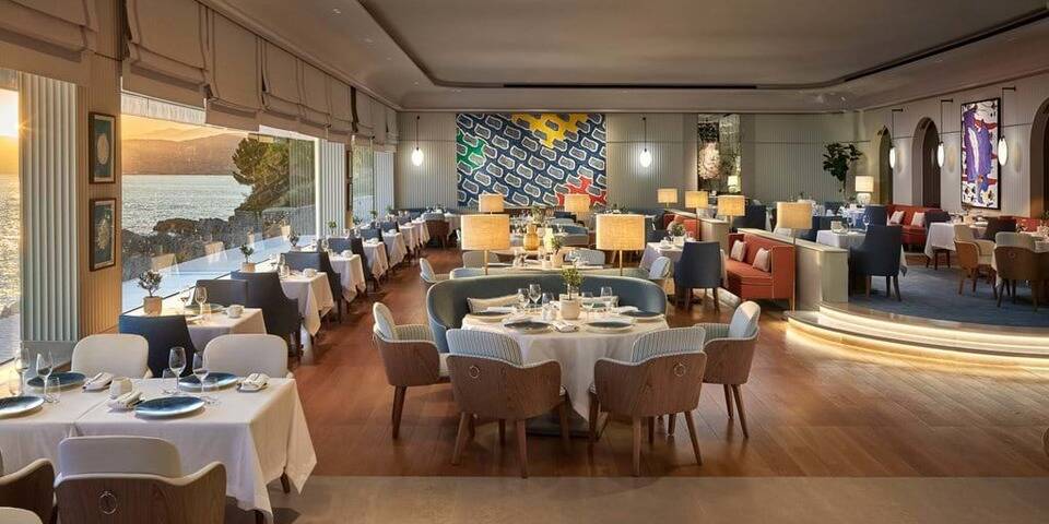 restaurant