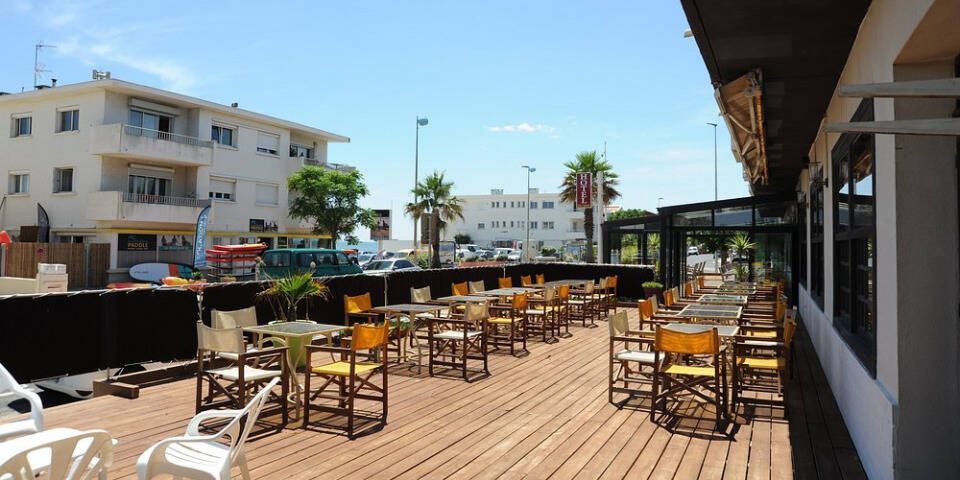 restaurant