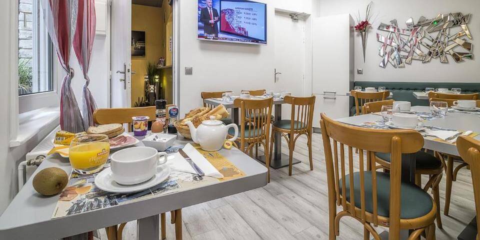 restaurant