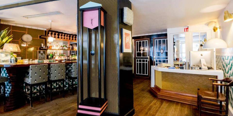 restaurant