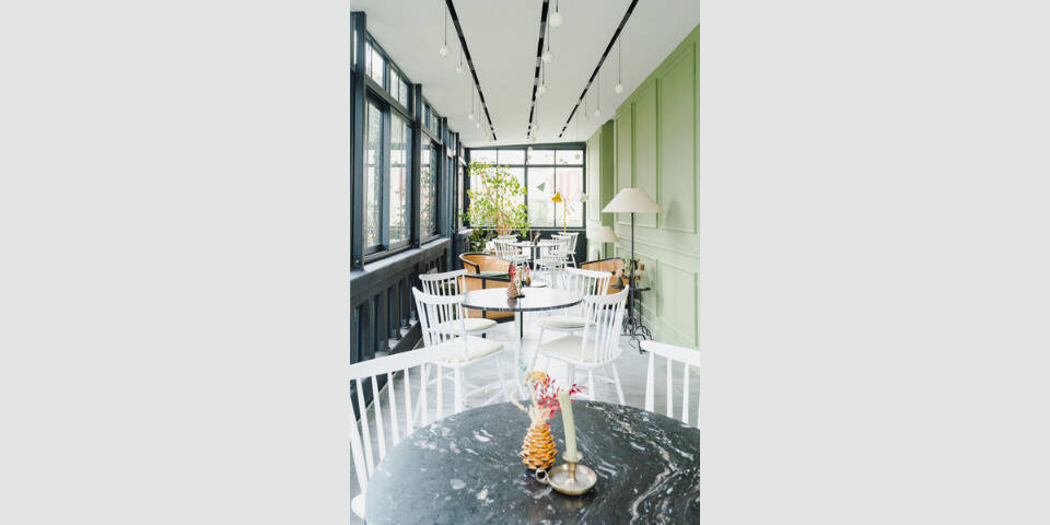 restaurant