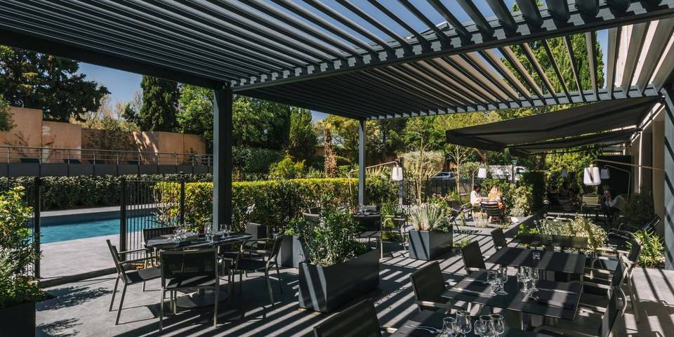 restaurant