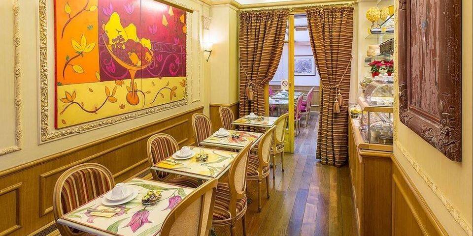 restaurant