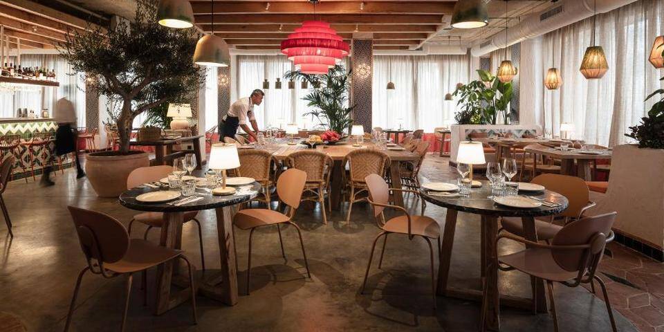 restaurant