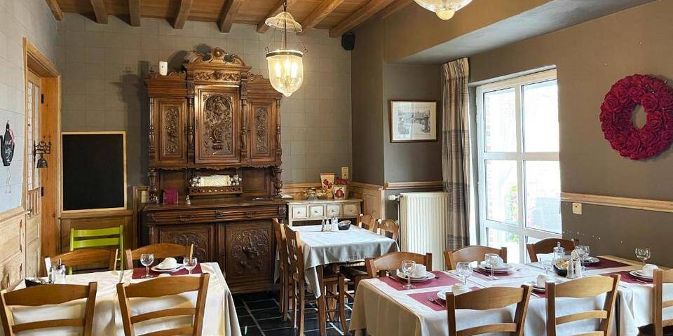 restaurant
