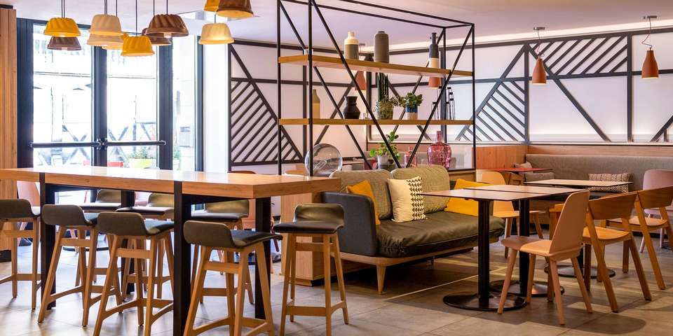 restaurant