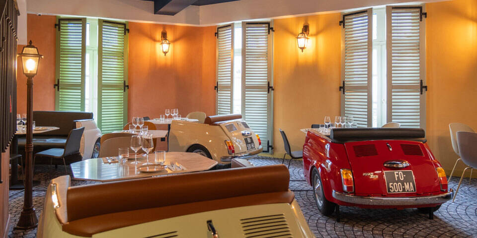 restaurant