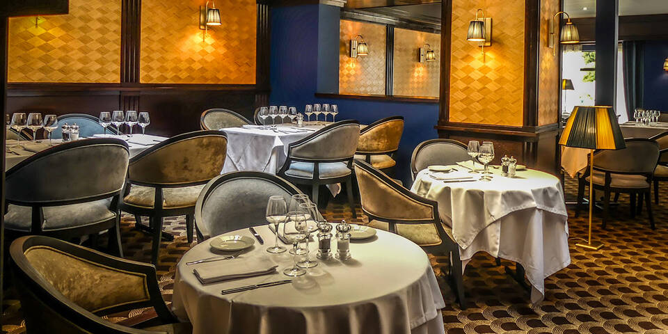 restaurant