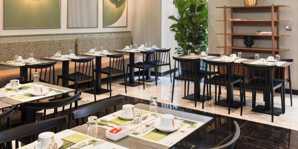 restaurant