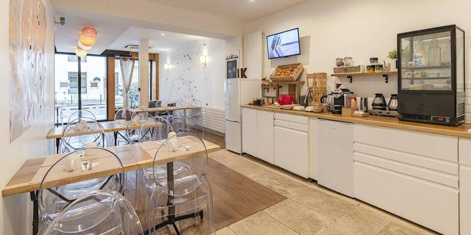 restaurant