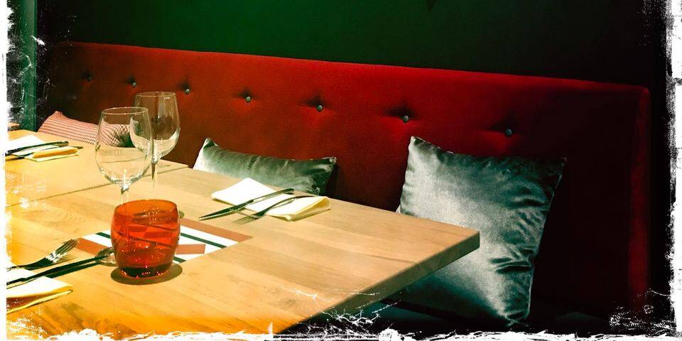 restaurant