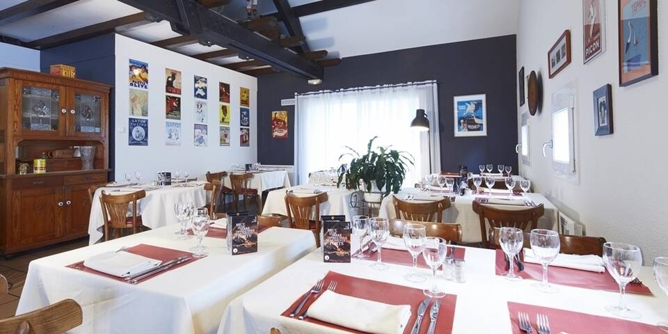 restaurant