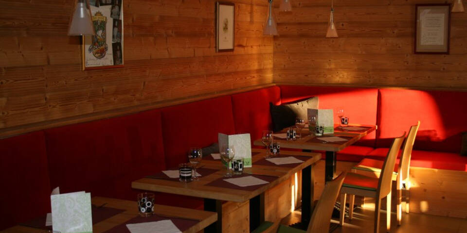 restaurant