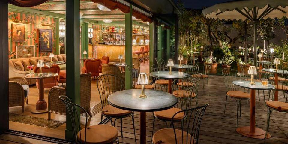 restaurant