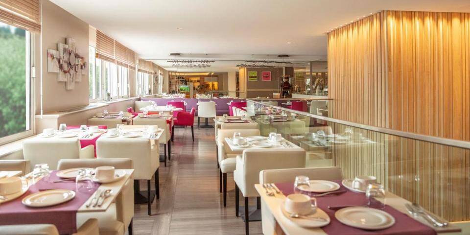 restaurant
