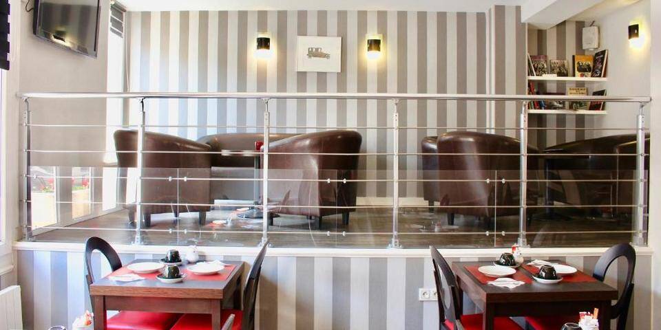 restaurant