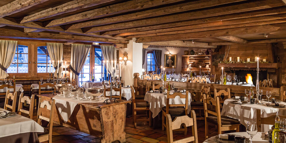 restaurant