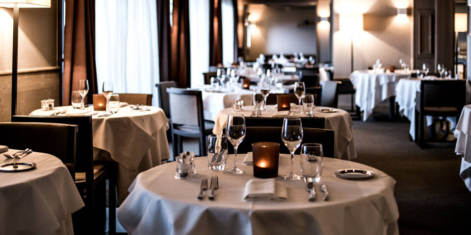 restaurant