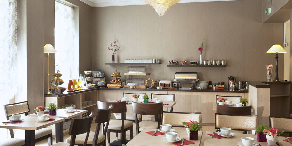 restaurant