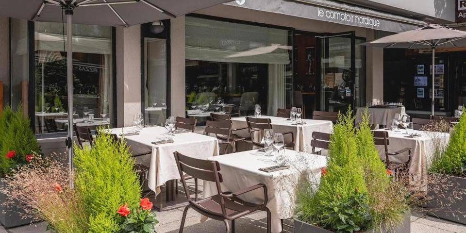 restaurant