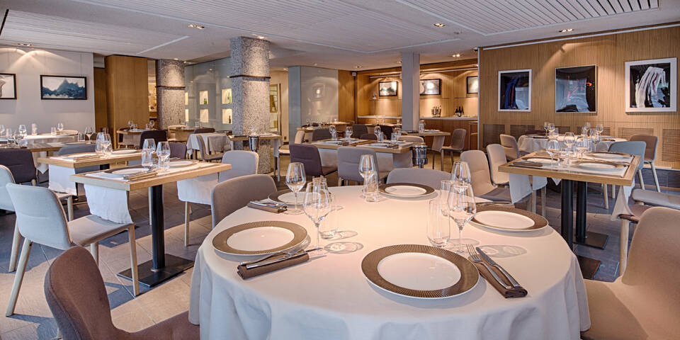 restaurant