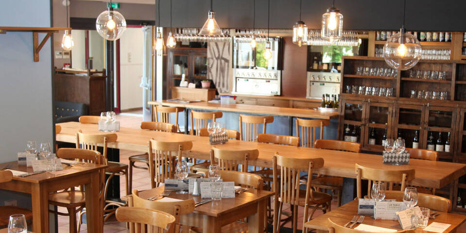 restaurant