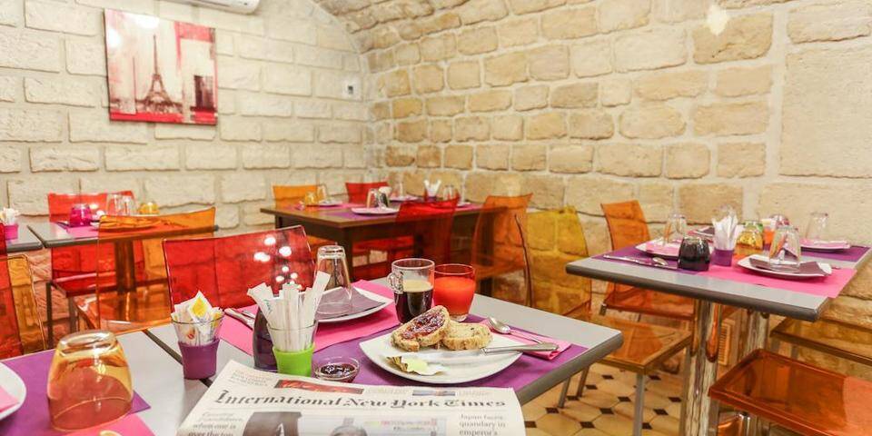 restaurant