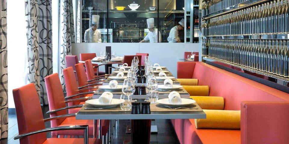 restaurant