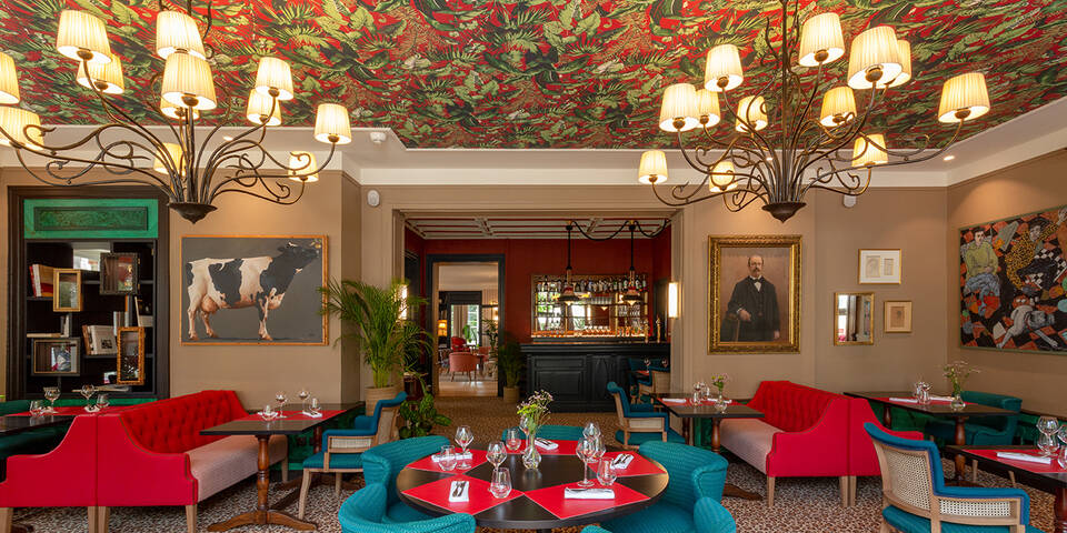 restaurant