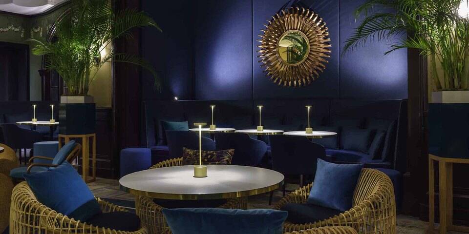 restaurant