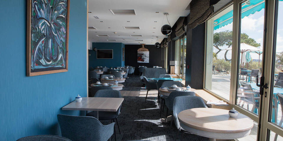restaurant