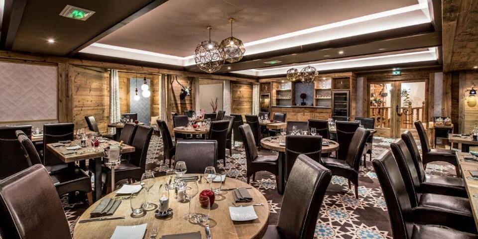 restaurant