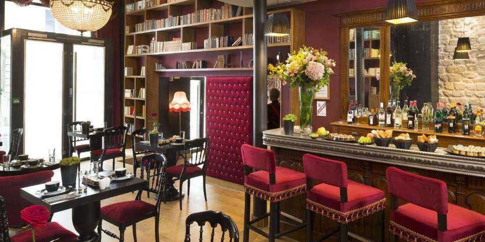 restaurant