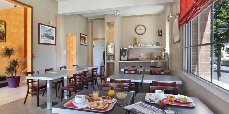 restaurant