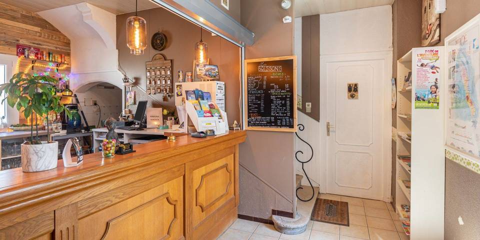restaurant
