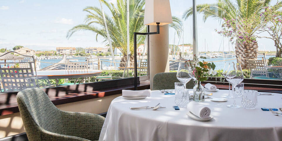 restaurant