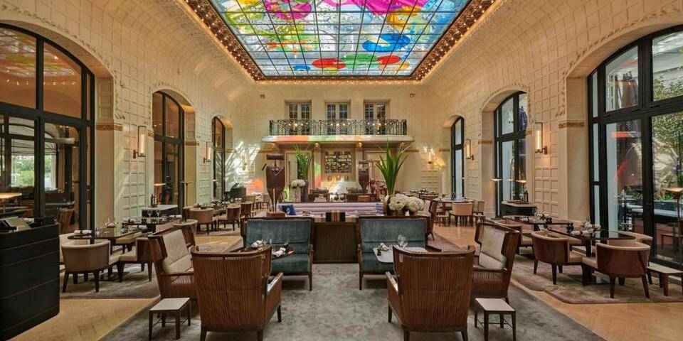 restaurant