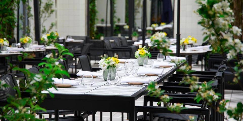 restaurant