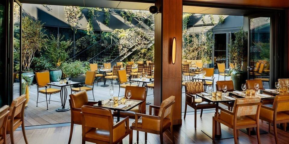 restaurant