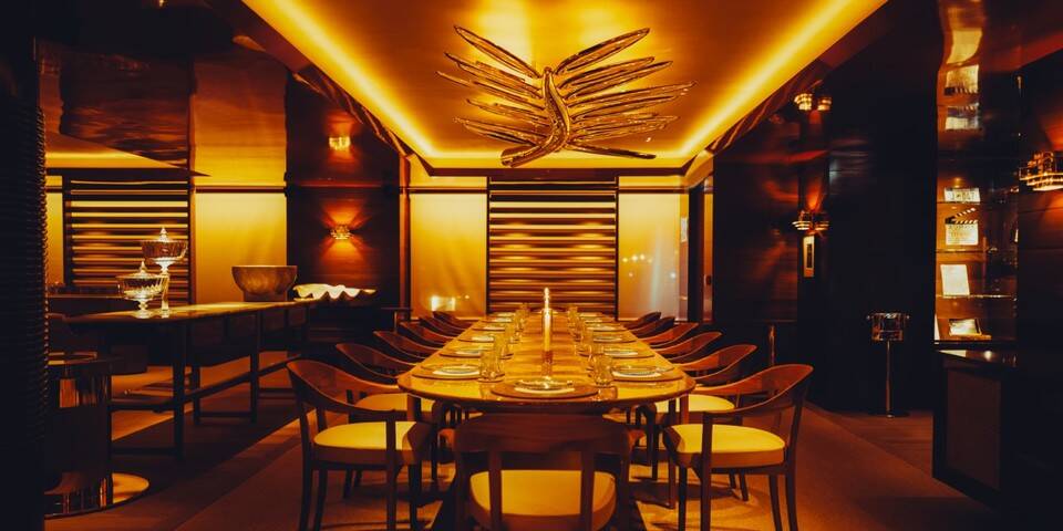 restaurant
