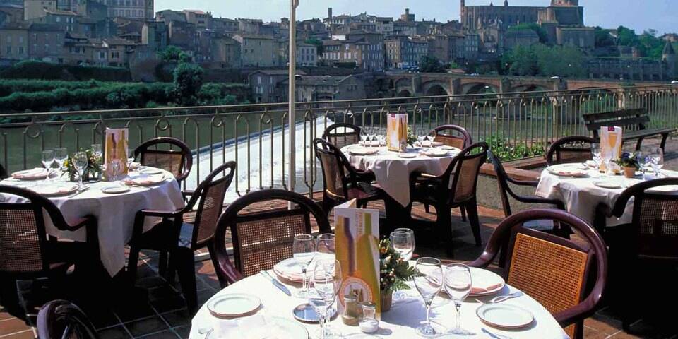 restaurant