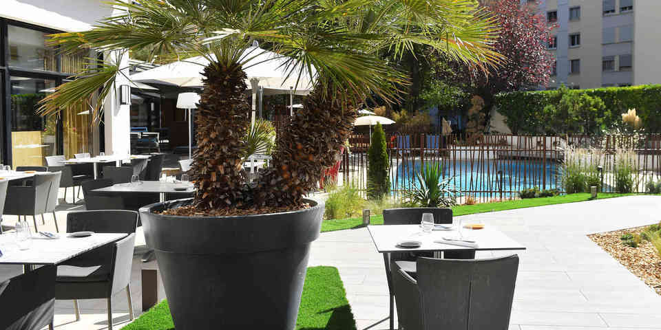 restaurant