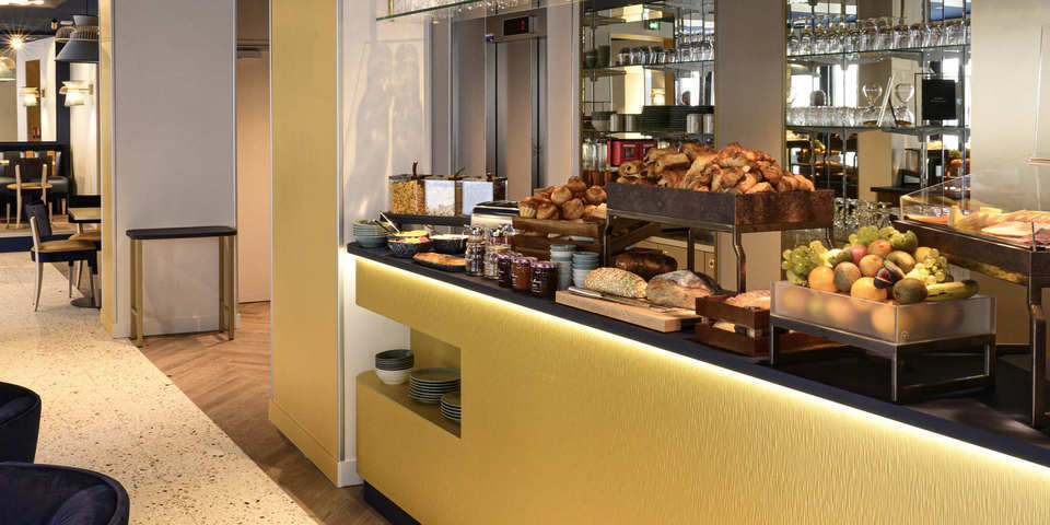 restaurant