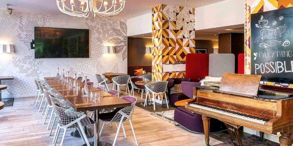restaurant